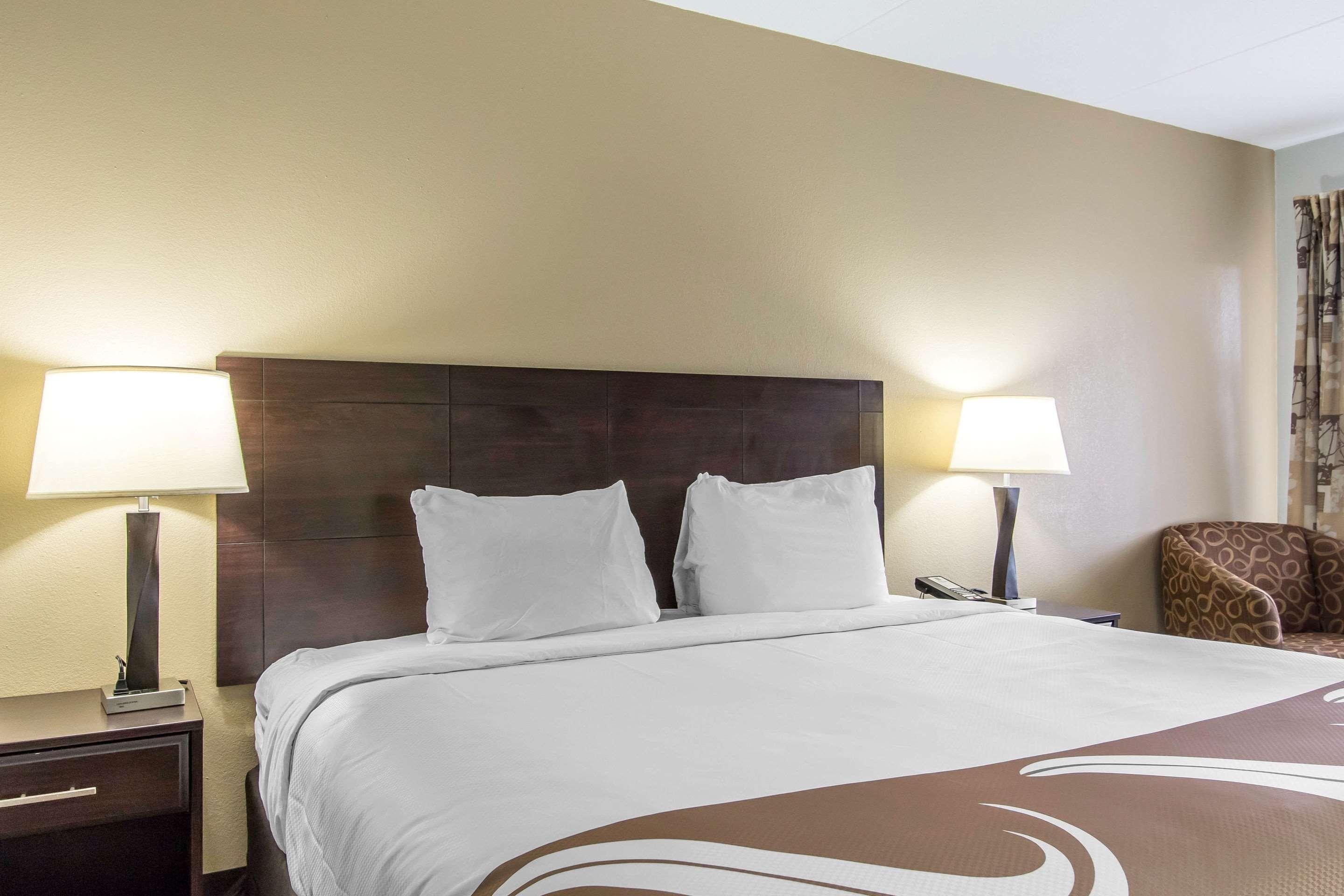 Quality Inn Downtown Historic District Мобил Екстериор снимка