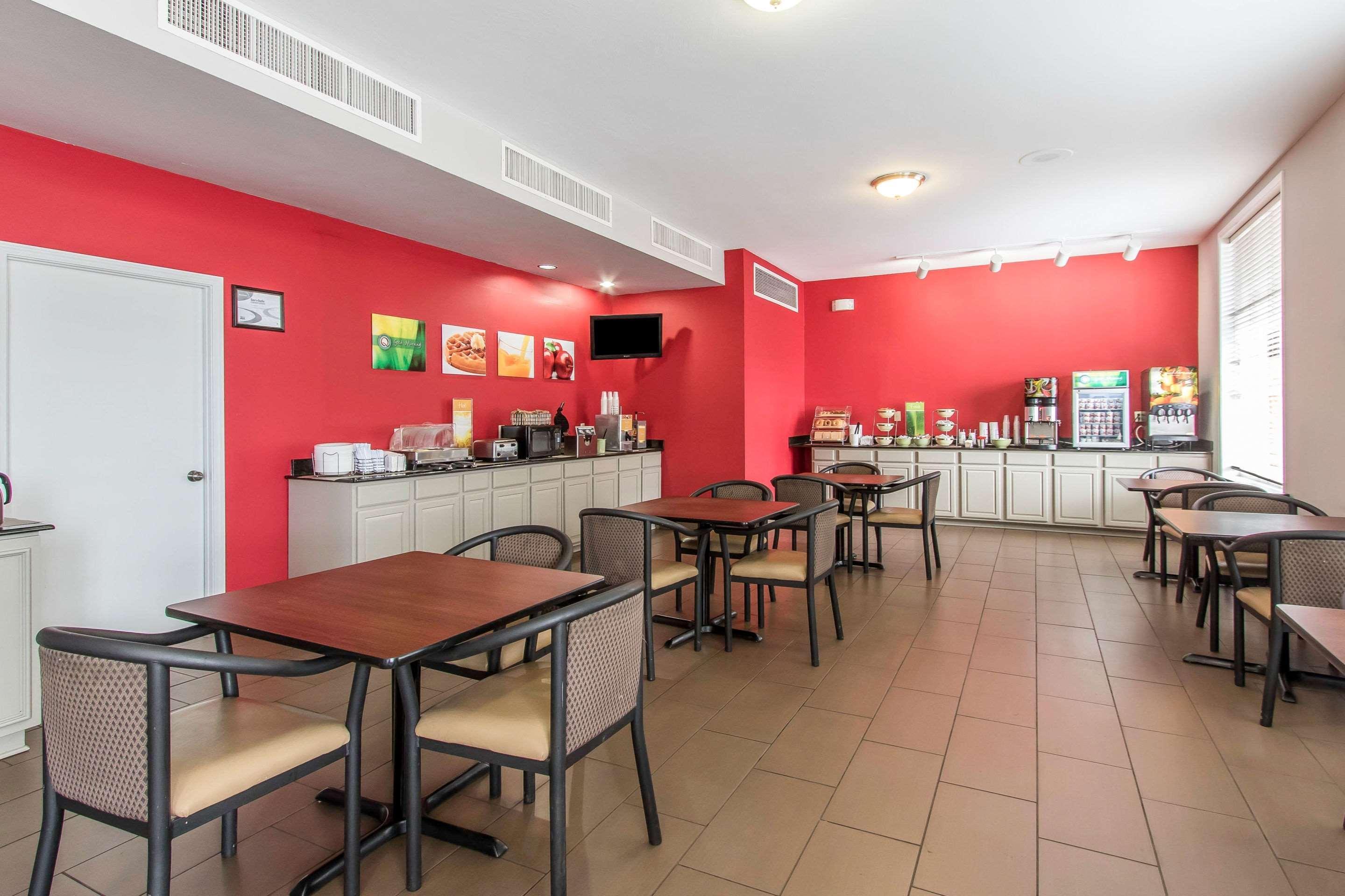 Quality Inn Downtown Historic District Мобил Екстериор снимка