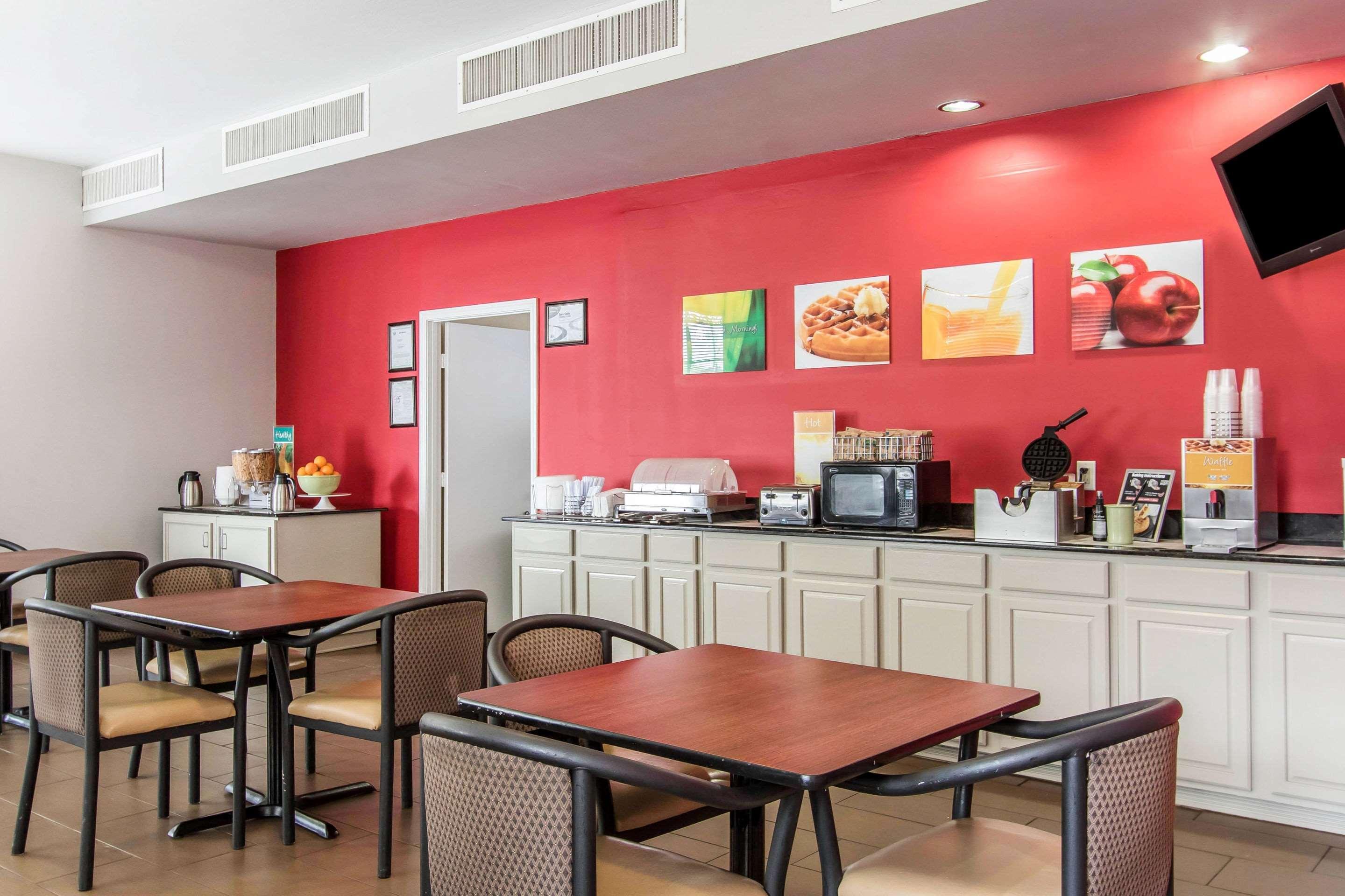 Quality Inn Downtown Historic District Мобил Екстериор снимка