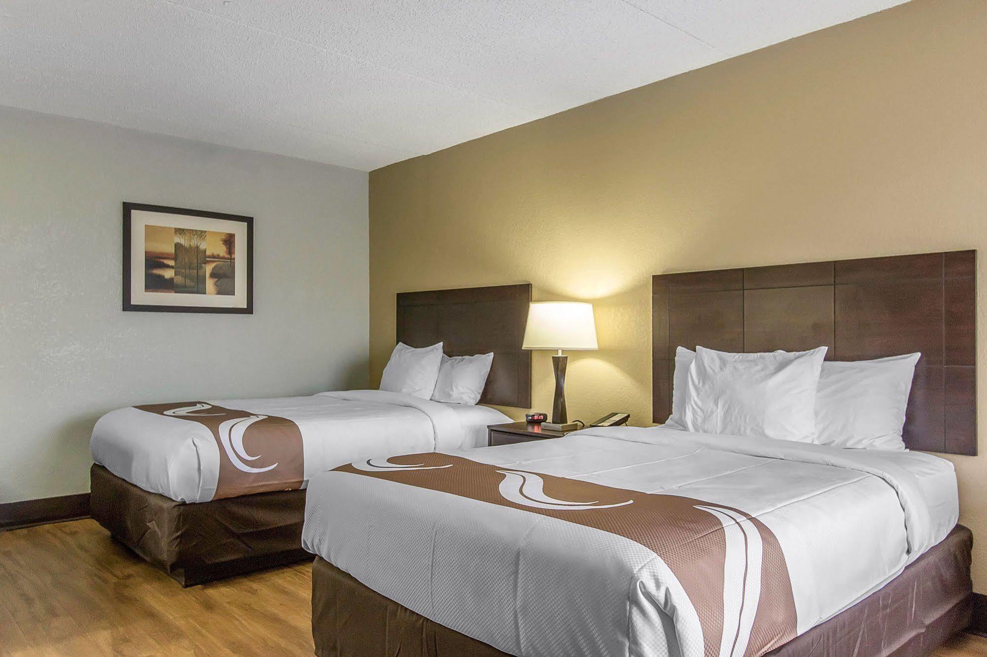 Quality Inn Downtown Historic District Мобил Екстериор снимка